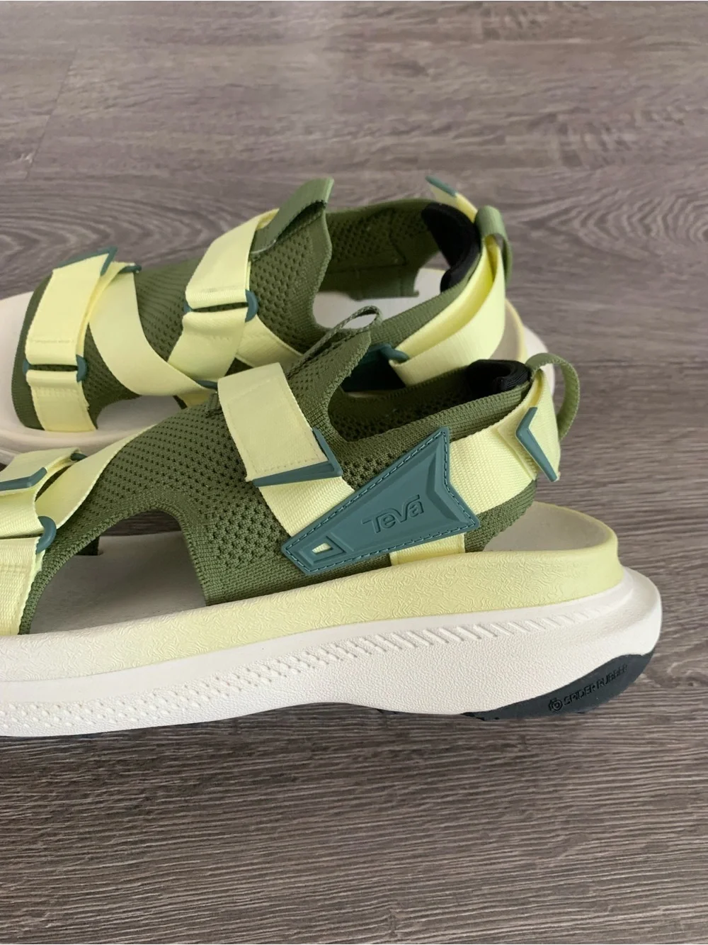 Teva aventrail sport